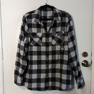 Lucky 13 Long Sleeve Black and Grey Flannel with embroidered wolf Large L NWOT